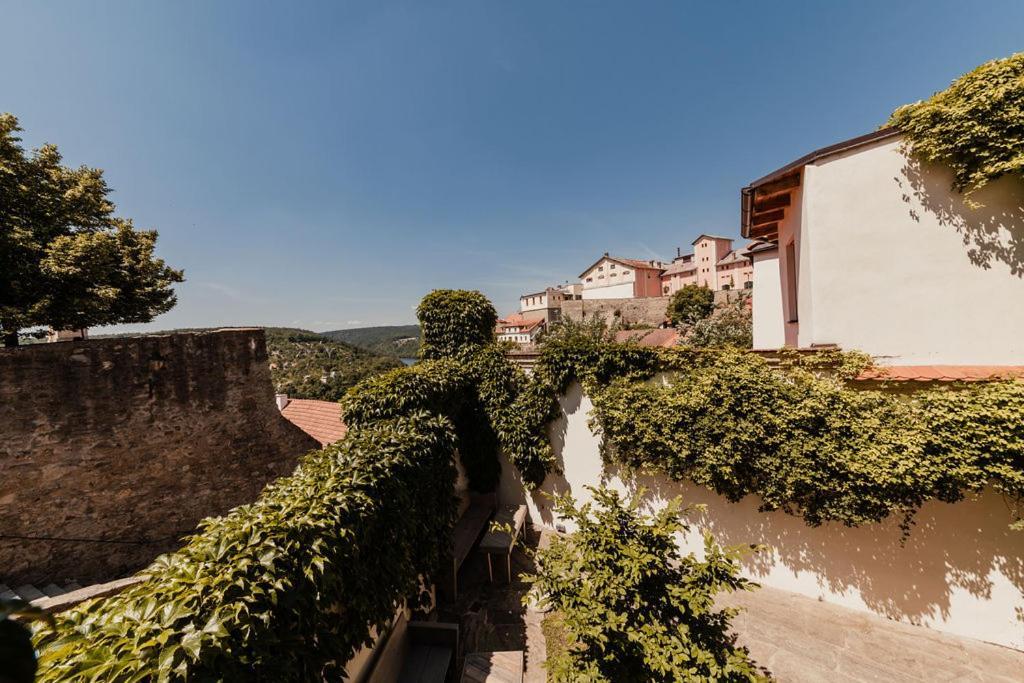 Apartmany Stare Mesto Зноймо Екстер'єр фото