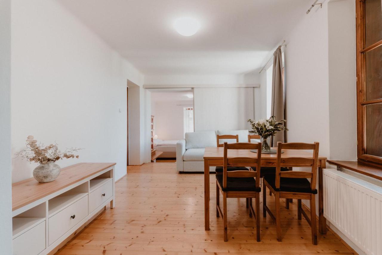 Apartmany Stare Mesto Зноймо Екстер'єр фото
