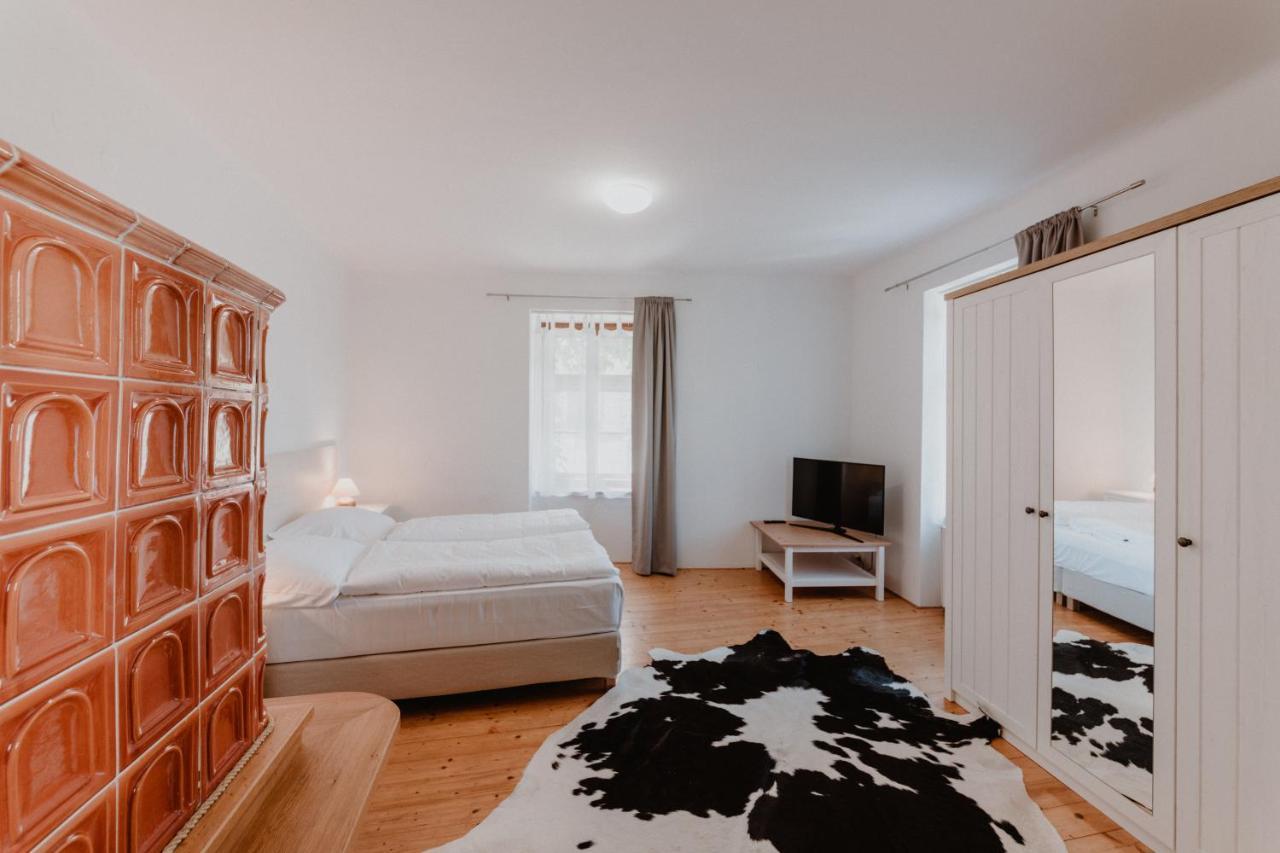 Apartmany Stare Mesto Зноймо Екстер'єр фото